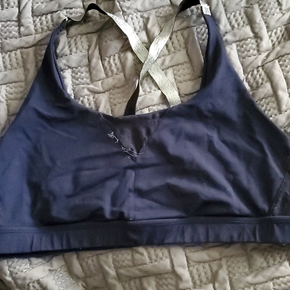 Aerie chill shiny strappy sports bra XL